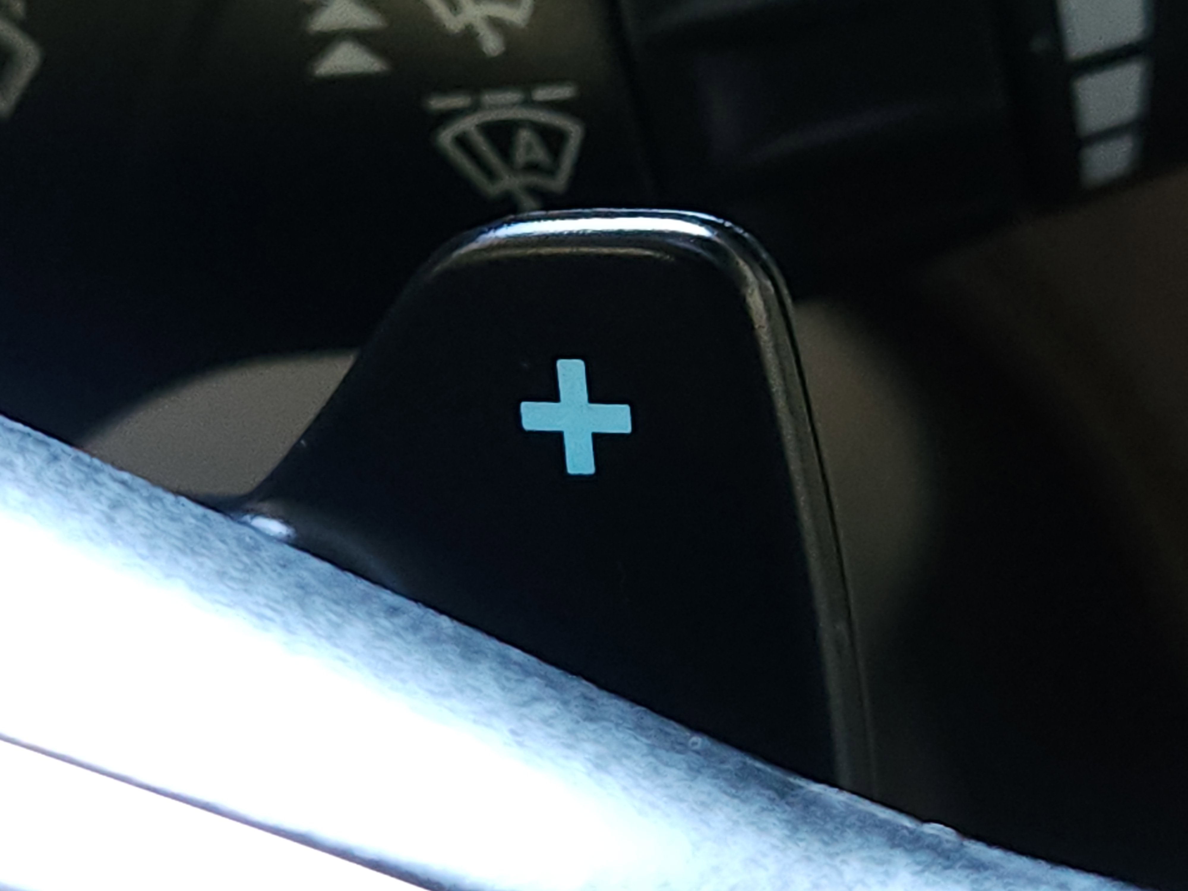 Used 2017 Ford Fusion Platinum image 18