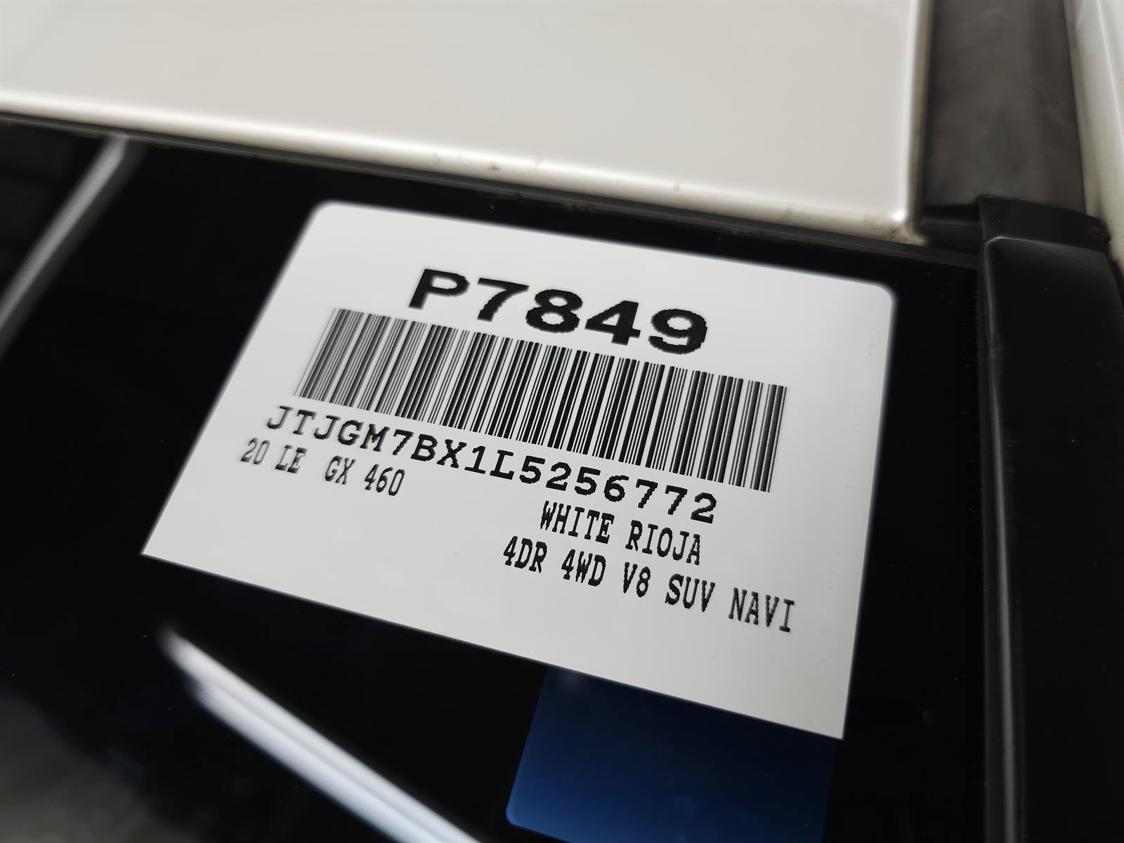 Used 2020 Lexus GX 460 Luxury w/ Off Road Package AWD/4WD image 39