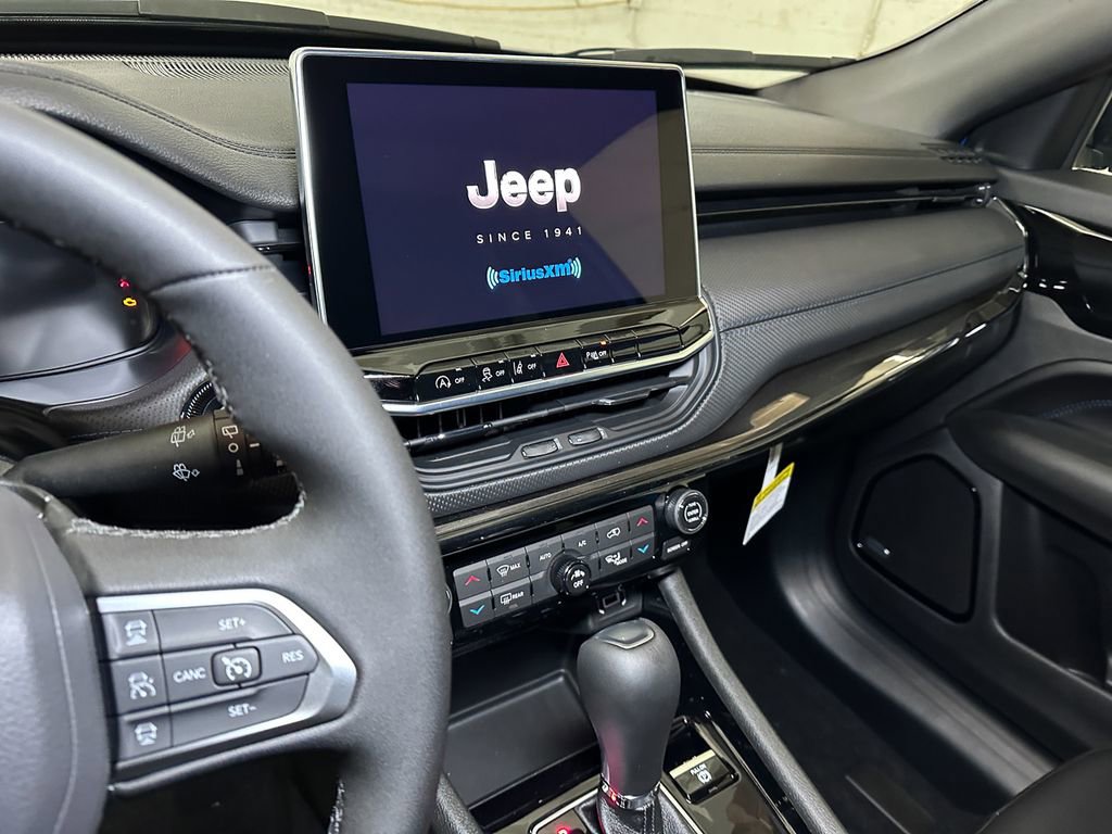 New 2026 Jeep Compass Limited w/ Sun, Sound & Navigation Group image 29