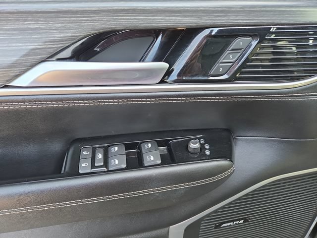 Used 2024 Jeep Wagoneer Series II w/ Flexible Seating Group AWD/4WD image 15