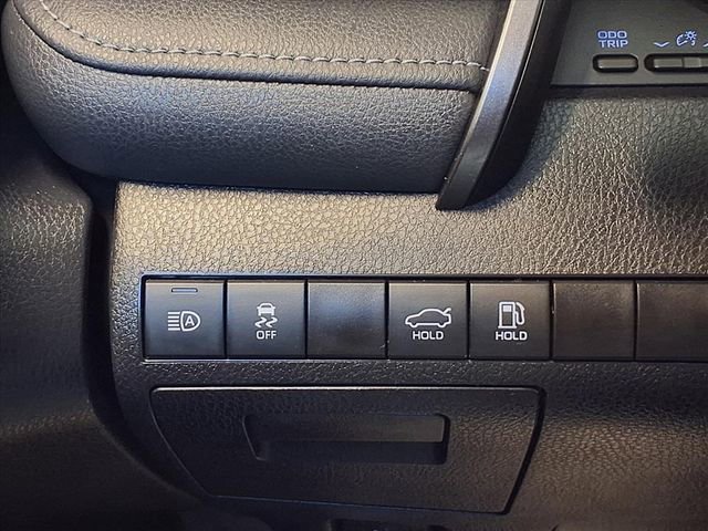 Used 2024 Toyota Camry SE FWD image 16