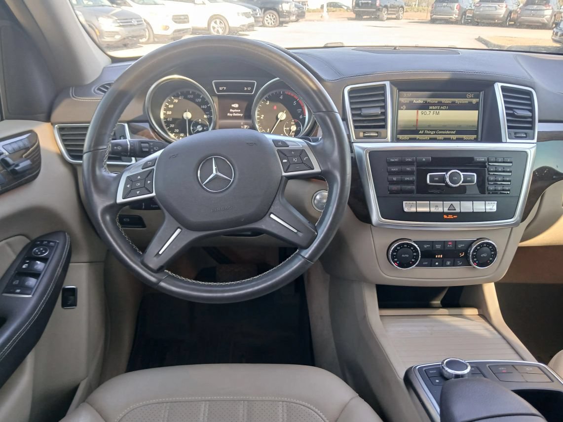 Used 2016 Mercedes-Benz GL 320 BlueTEC 4MATIC image 28