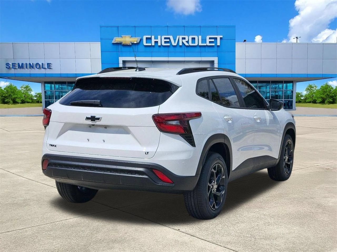 New 2026 Chevrolet Trax LT w/ Driver Confidence Package FWD image 4