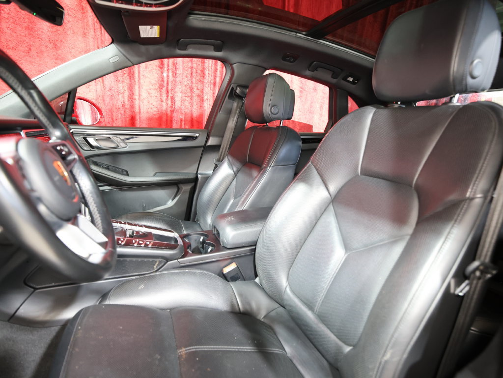 Used 2020 Porsche Macan S w/ Premium Package Plus AWD/4WD image 12