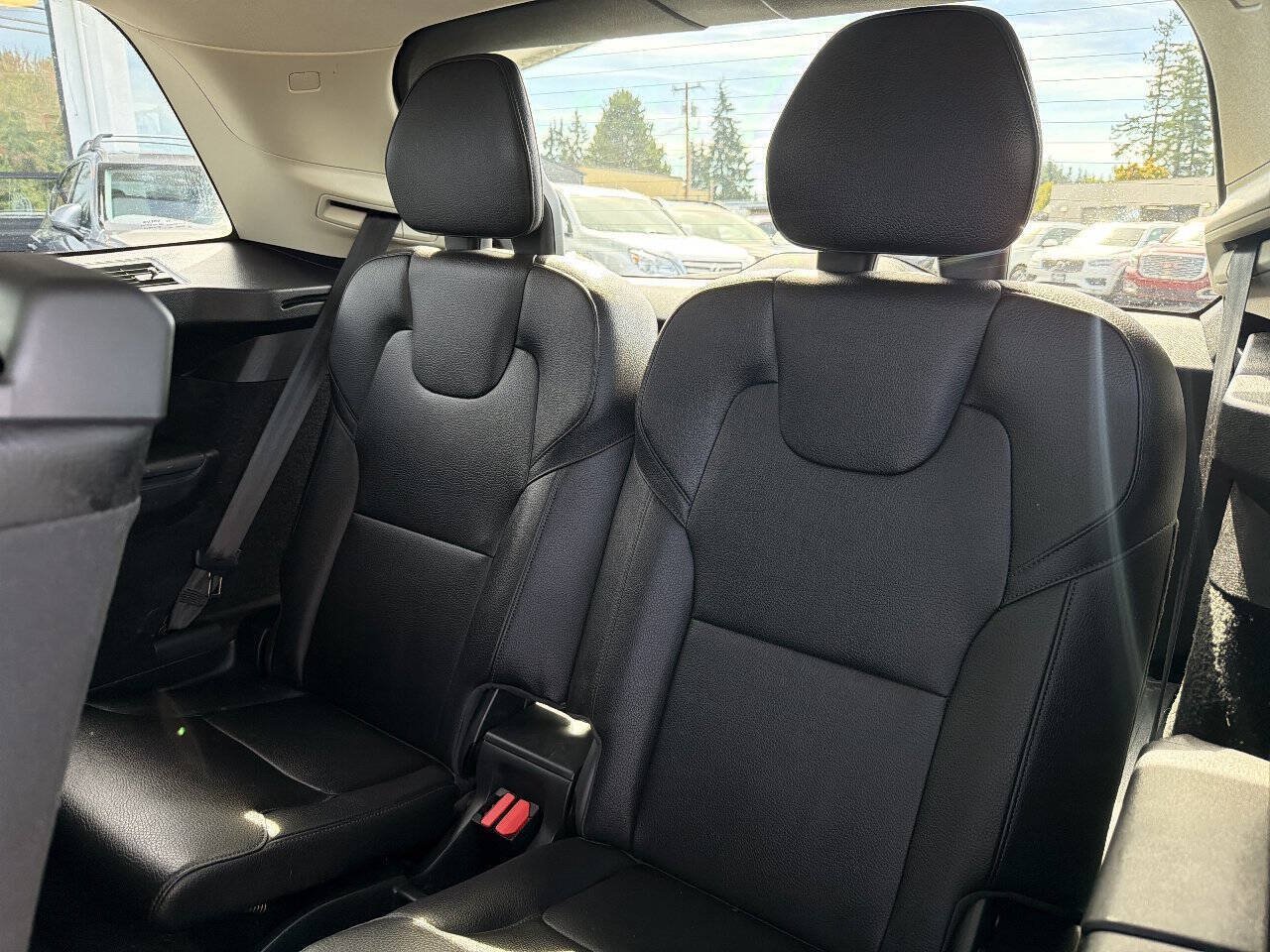 Used 2018 Volvo XC90 T5 Momentum w/ Convenience Package AWD/4WD image 26