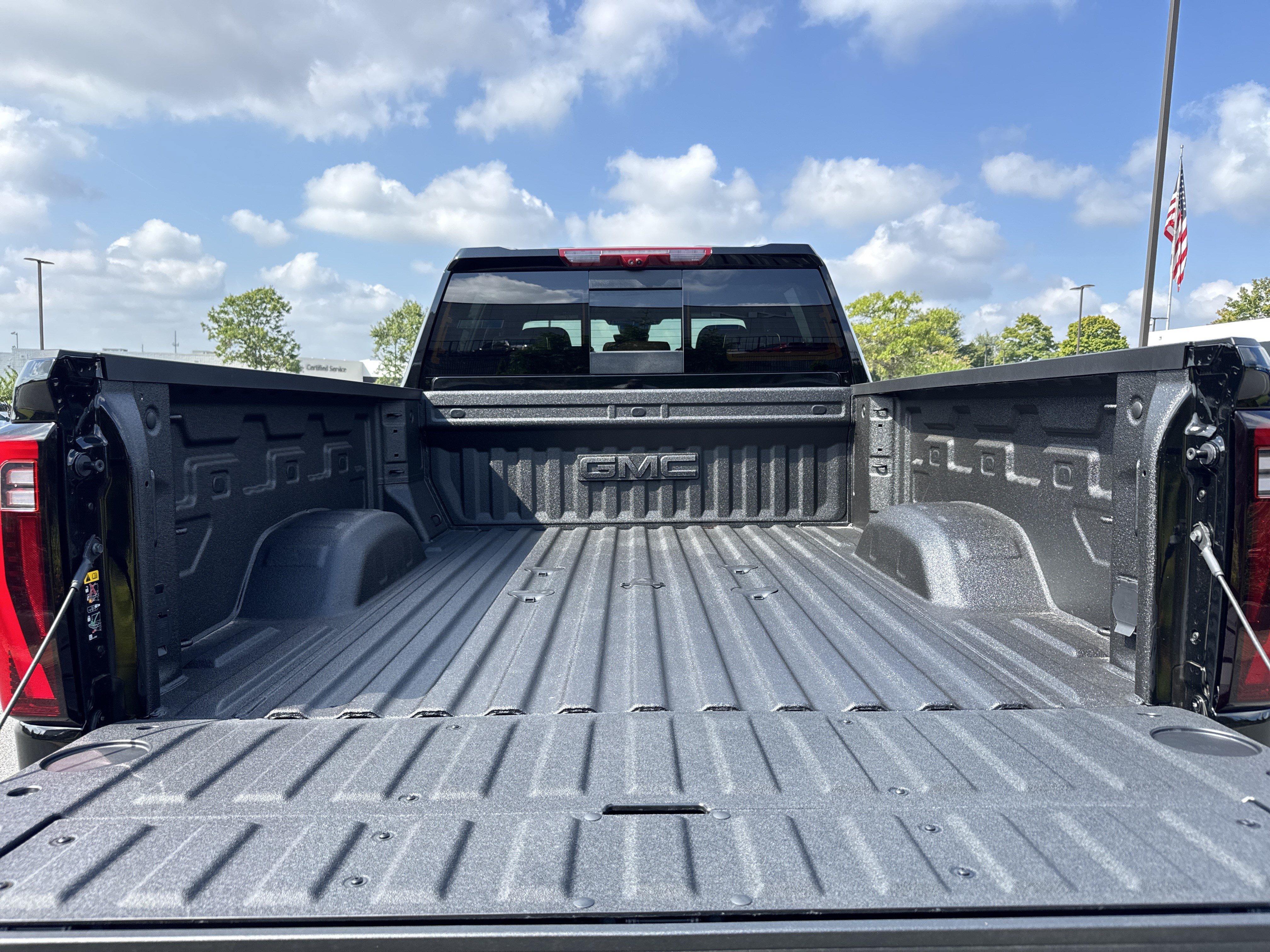 New 2026 GMC Sierra 2500 Denali Ultimate AWD/4WD image 34
