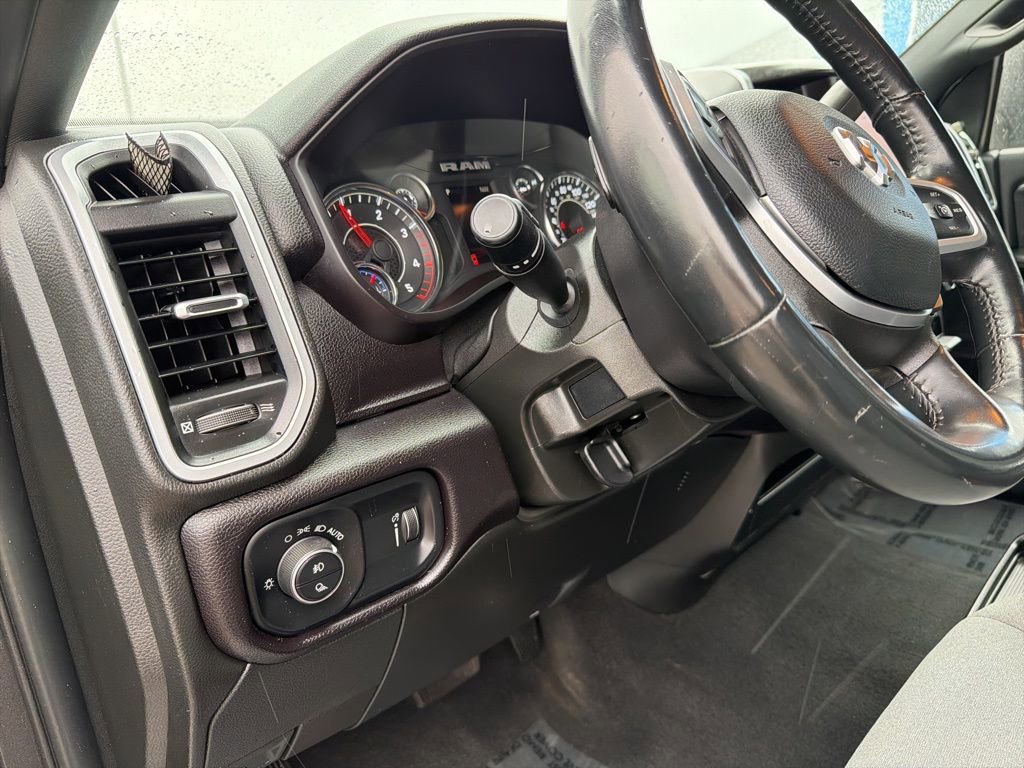 Used 2024 RAM 2500 Big Horn AWD/4WD image 17