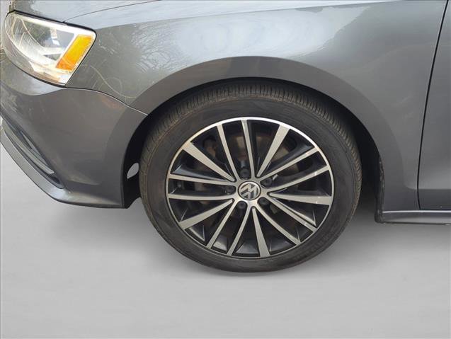 Used 2016 Volkswagen Jetta Sport image 26