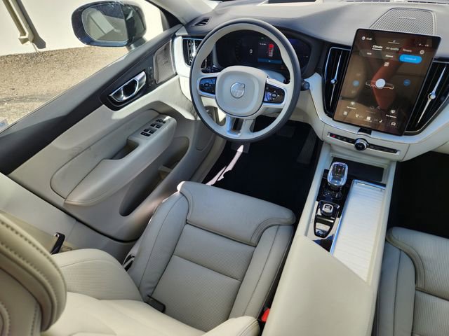 New 2026 Volvo XC60 T8 Ultra w/ Climate Package image 10