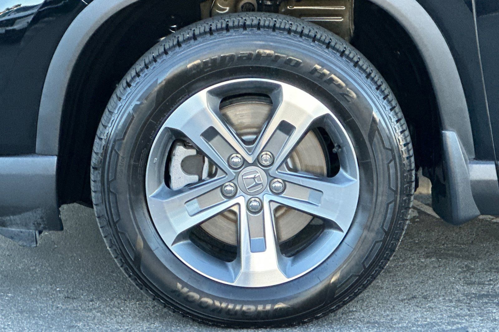 Used 2025 Honda Pilot EX-L image 34