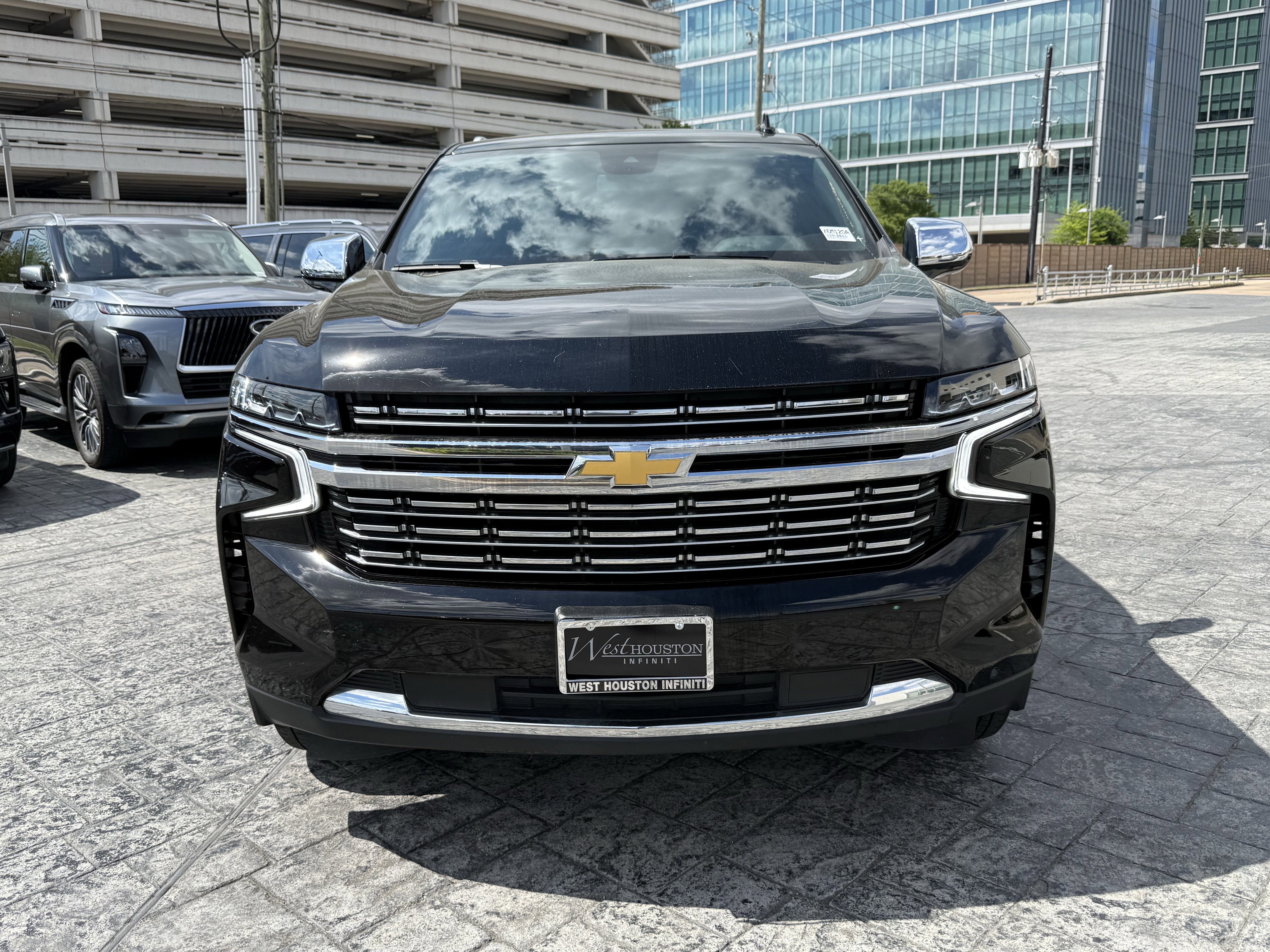 Used 2023 Chevrolet Tahoe Premier w/ Max Trailering Package AWD/4WD image 2