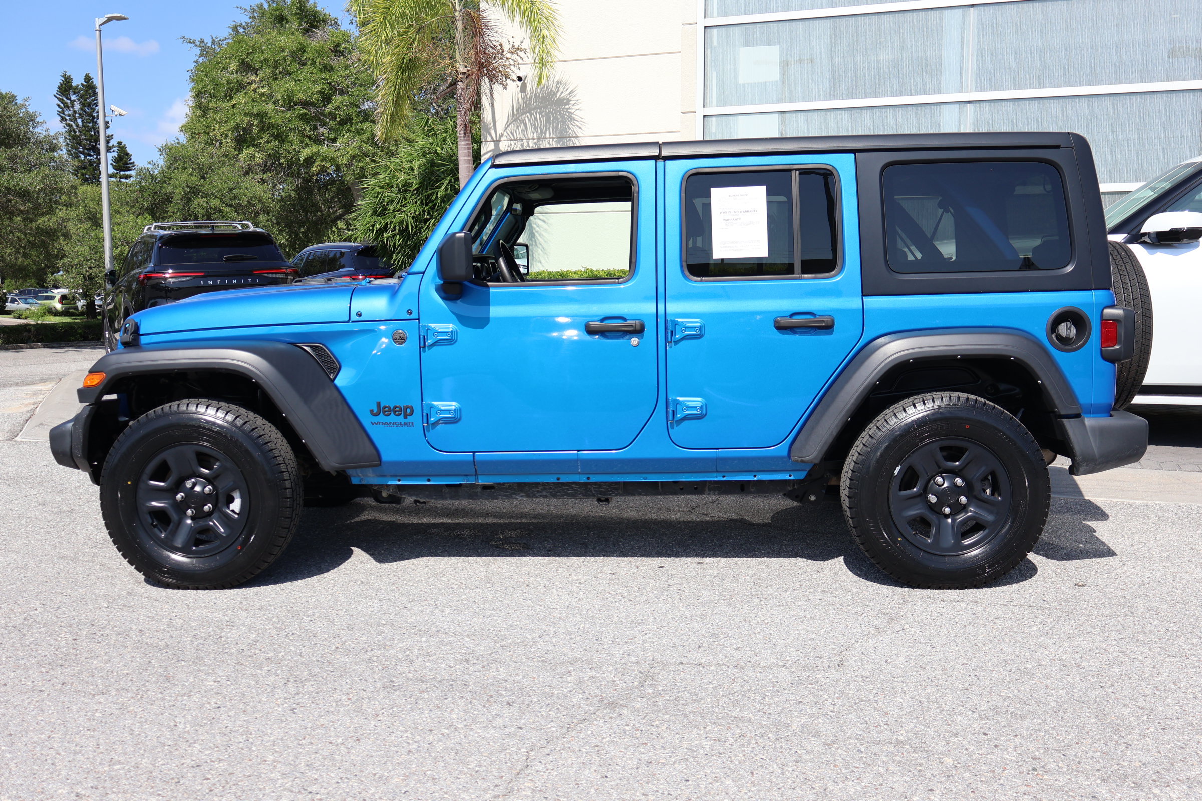Used 2022 Jeep Wrangler Unlimited Sport AWD/4WD image 5