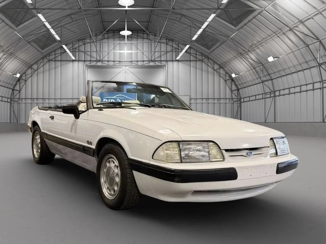 Used 1990 Ford Mustang LX RWD image 4