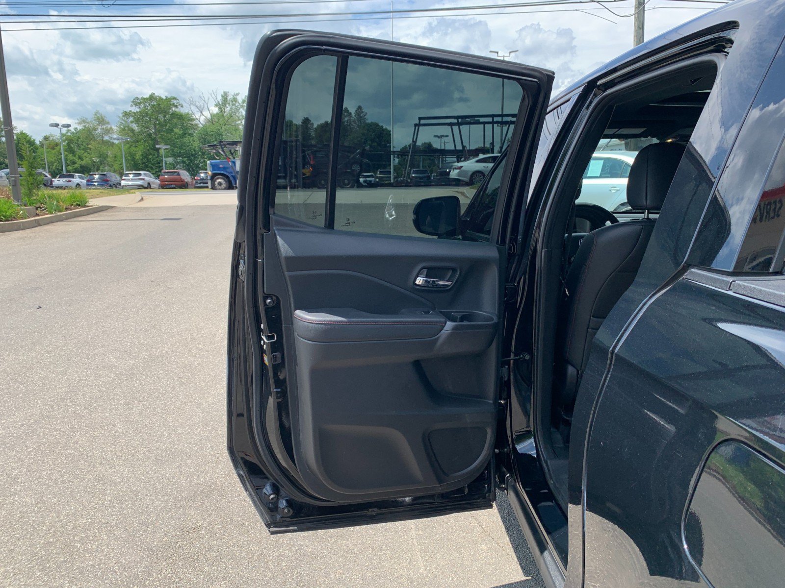 Used 2022 Honda Ridgeline Black Edition image 27