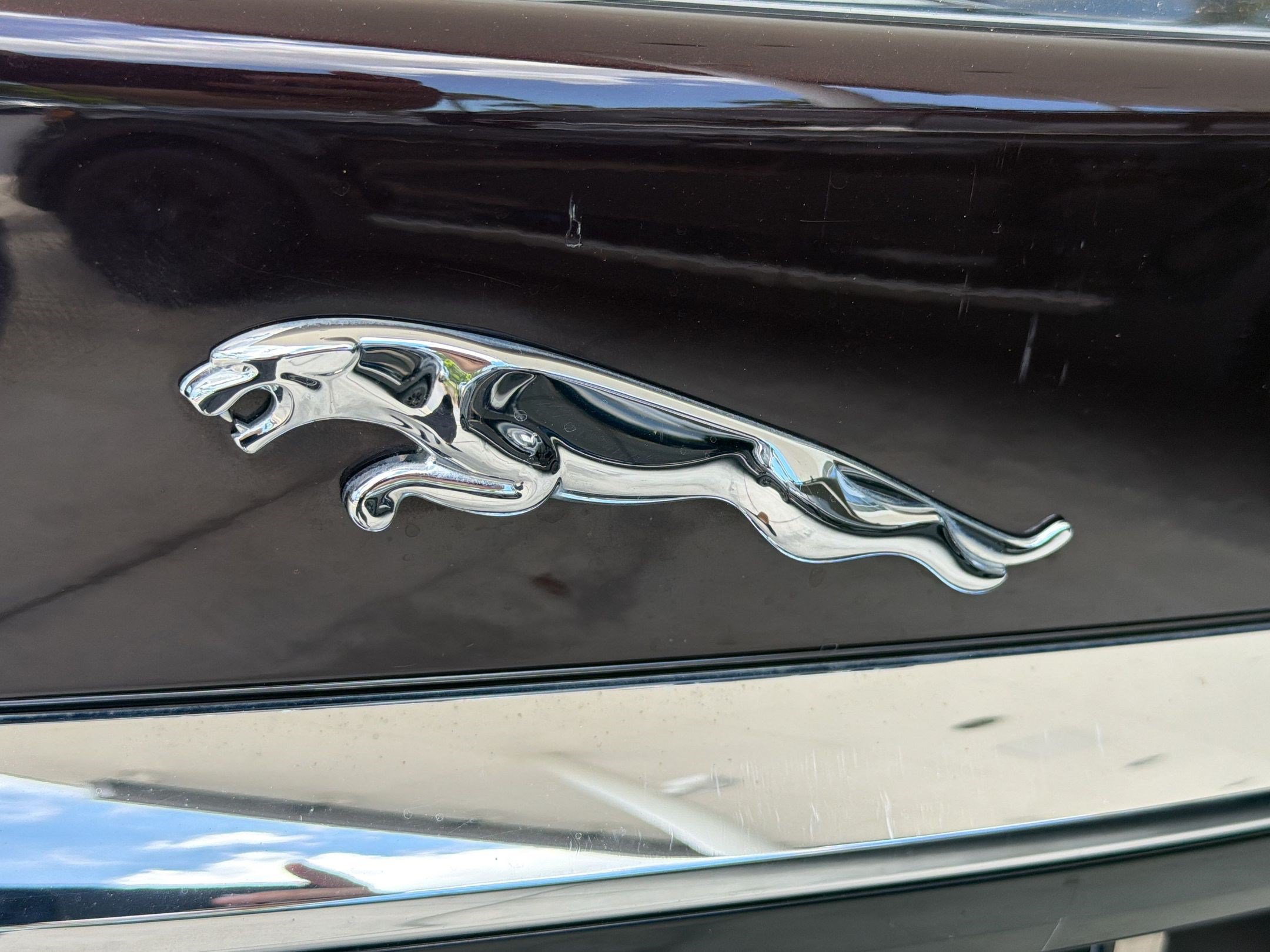 Used 2013 Jaguar XF RWD image 32