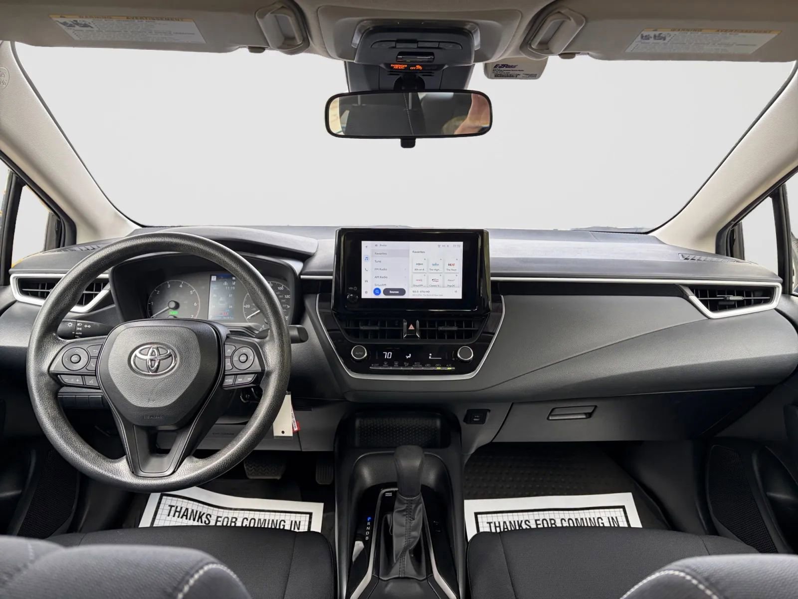 Used 2023 Toyota Corolla LE AWD/4WD image 21