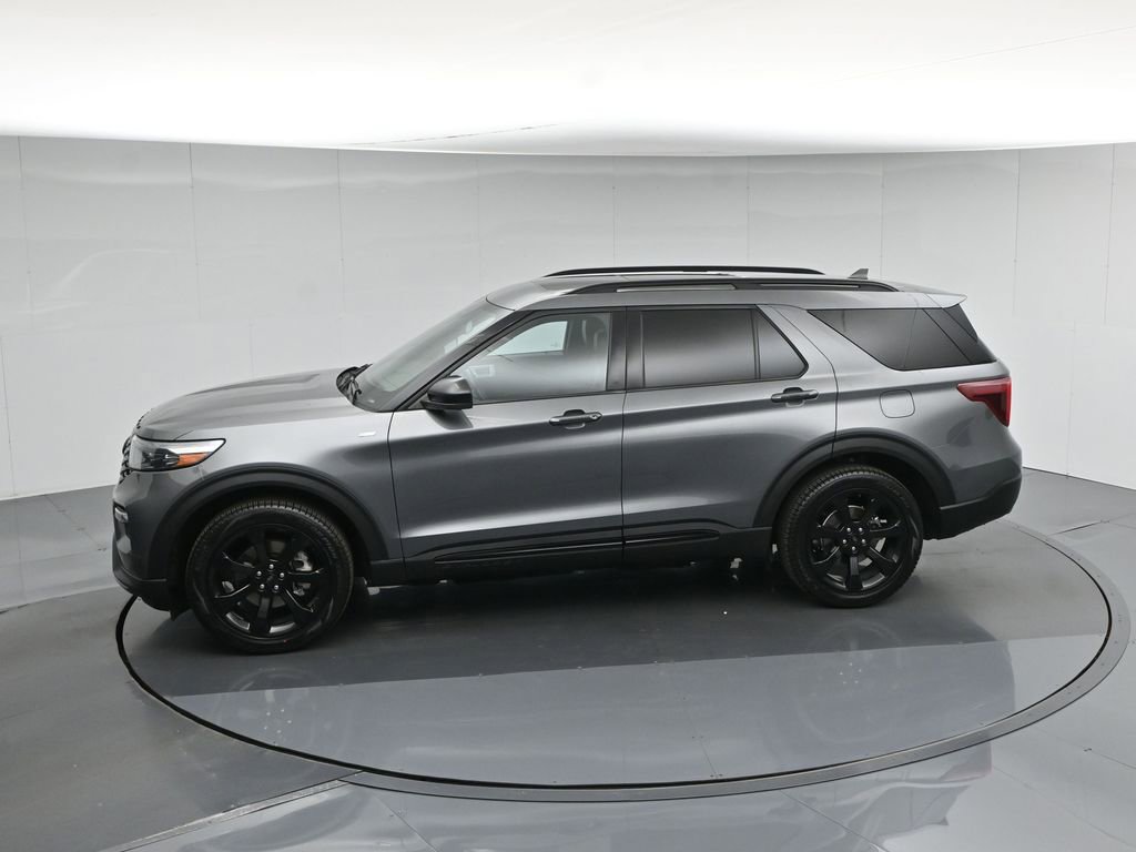 Used 2023 Ford Explorer ST-Line w/ Class IV Trailer Tow Package RWD image 49