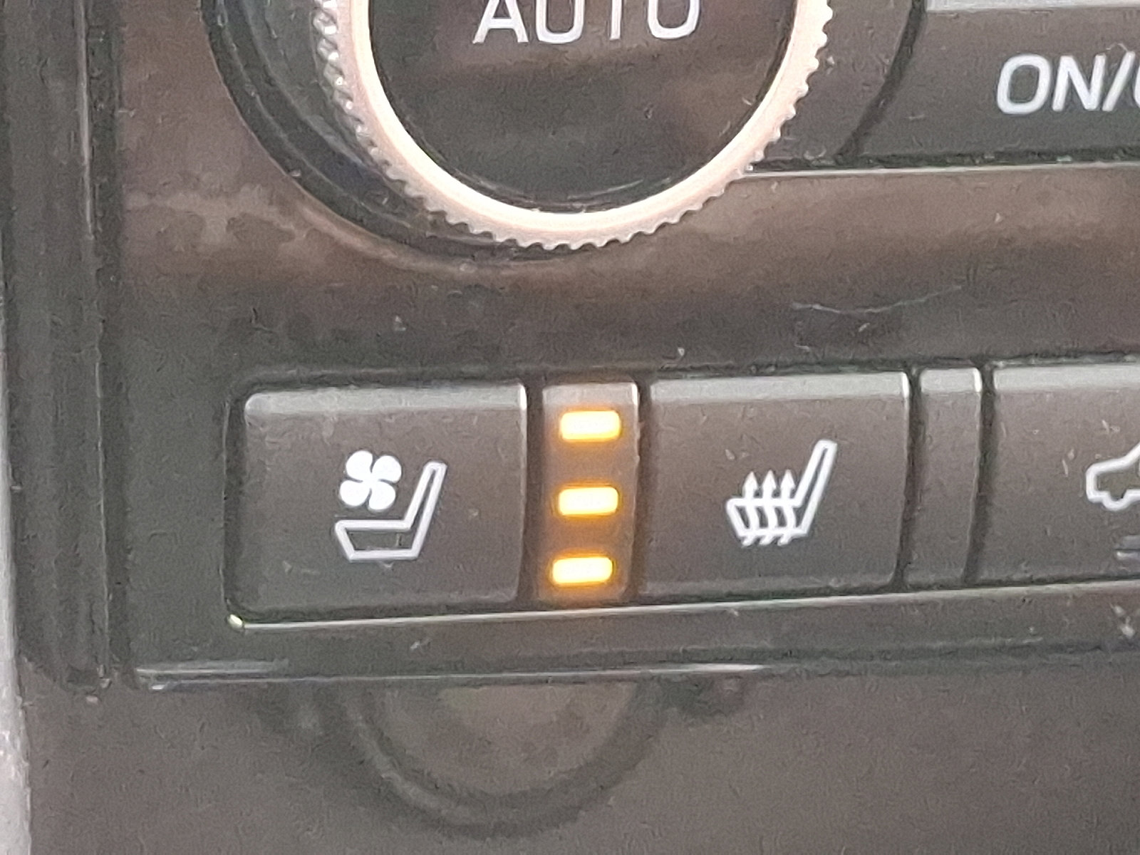 Used 2019 Subaru Ascent Touring image 25