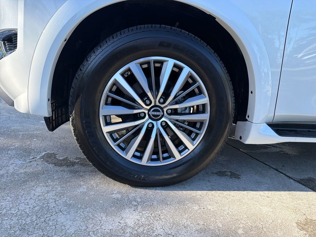 Used 2024 Nissan Armada SL w/ Captain's Chairs Package image 12