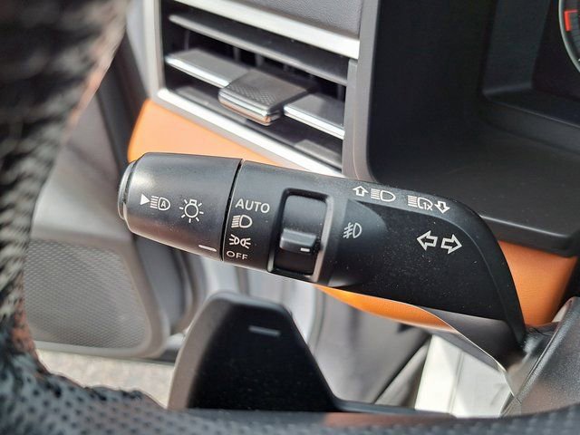 Used 2022 Mitsubishi Outlander SEL AWD/4WD image 11