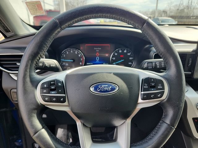 Used 2022 Ford Explorer XLT w/ Equipment Group 202A image 21
