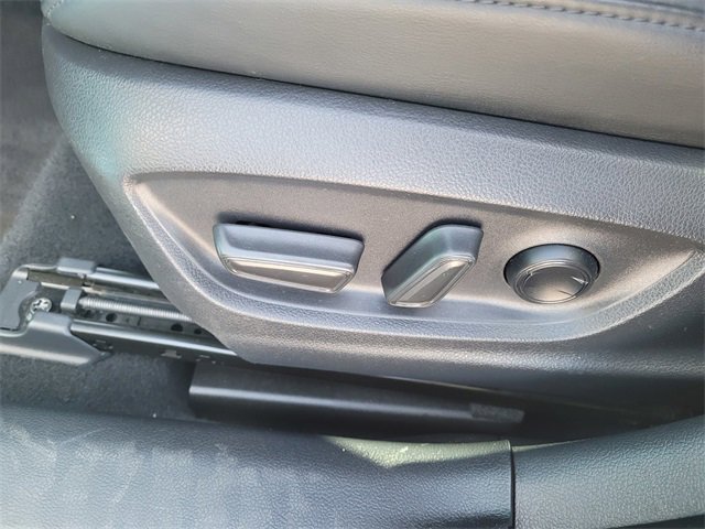 Used 2019 Toyota Prius Prime Advanced image 14