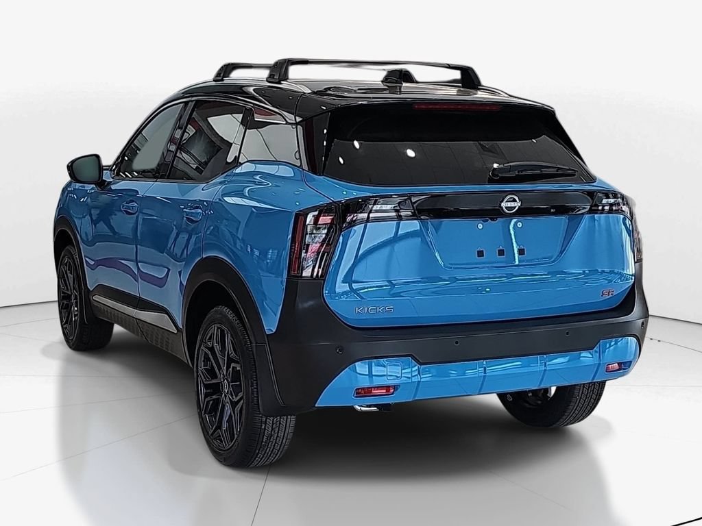 New 2026 Nissan Kicks SR w/ SR Premium Package FWD image 7