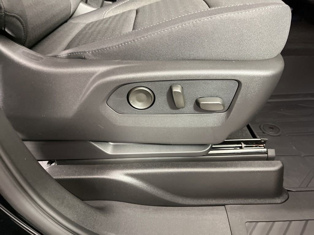 New 2026 Chevrolet Tahoe LS image 9