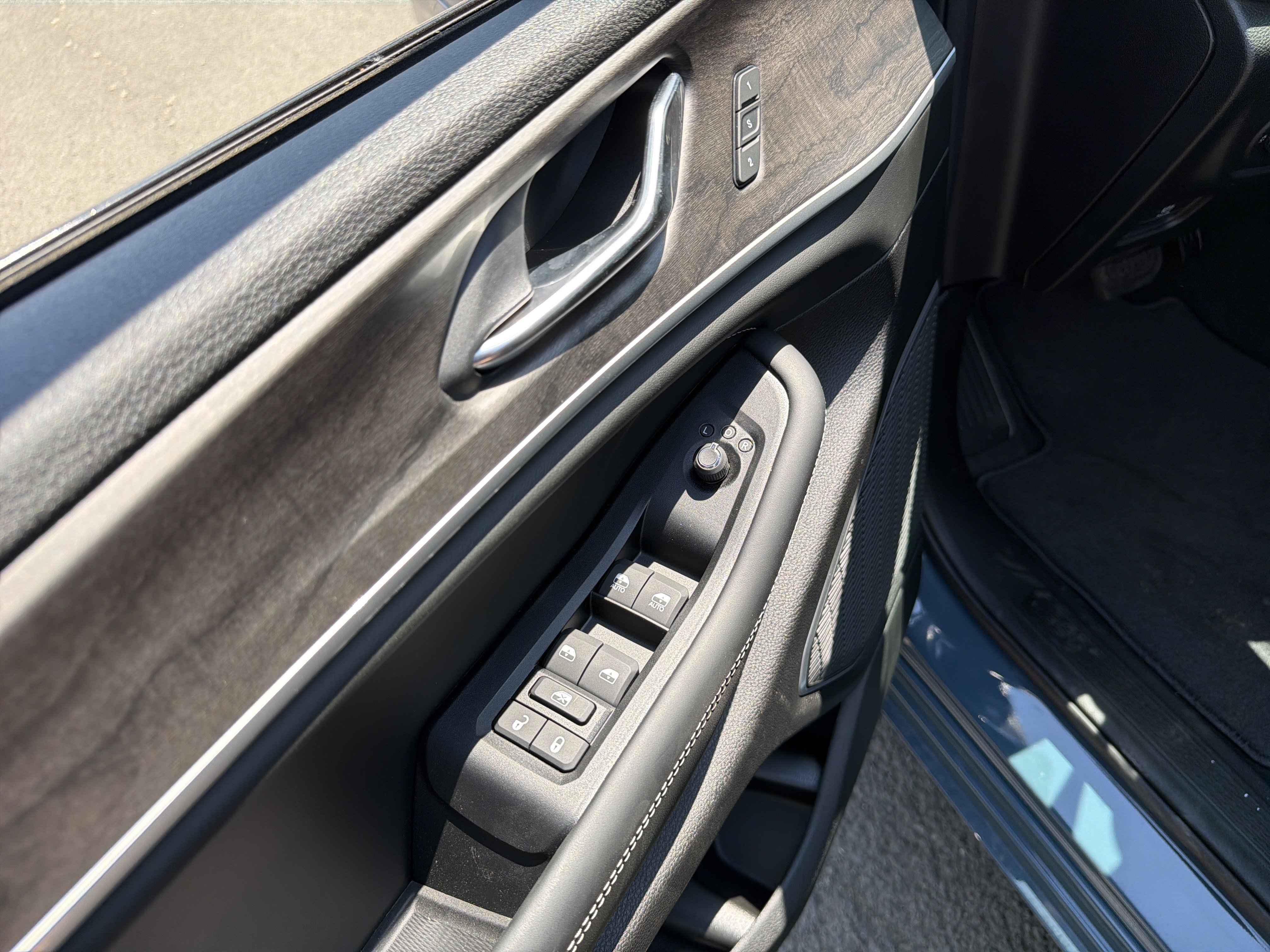 New 2026 Jeep Grand Cherokee L Limited AWD/4WD image 15