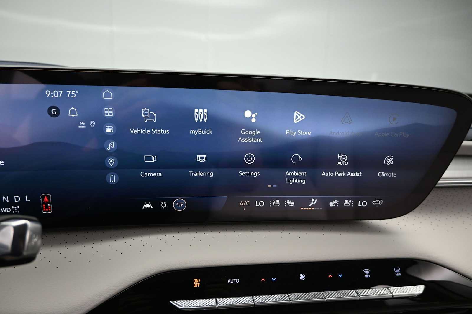New 2026 Buick Enclave Avenir w/ Super Cruise Package AWD/4WD image 18