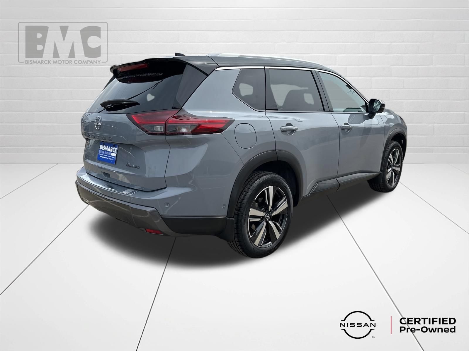 Used 2025 Nissan Rogue SL w/ SL Premium Package AWD/4WD image 3