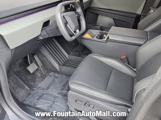 Used 2026 Tesla Cybertruck AWD Crew Cab image 8