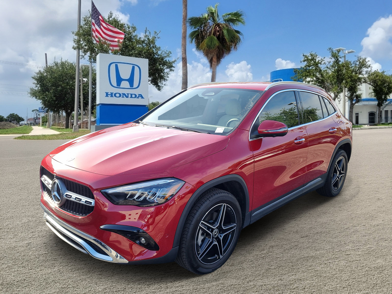 Used 2026 Mercedes-Benz GLA 250 image 4