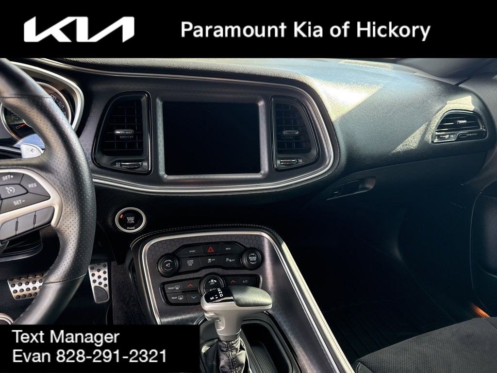 Used 2016 Dodge Challenger R/T Scat Pack image 9