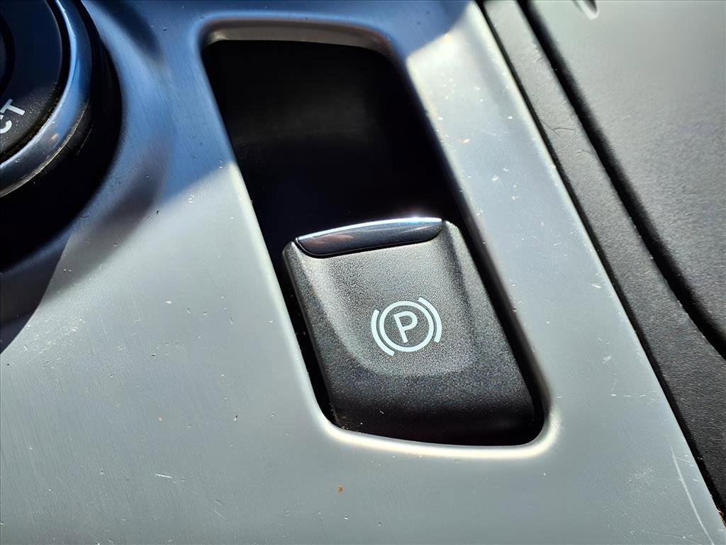 Used 2014 Chevrolet Corvette Stingray Coupe w/ Battery Protection Package image 20