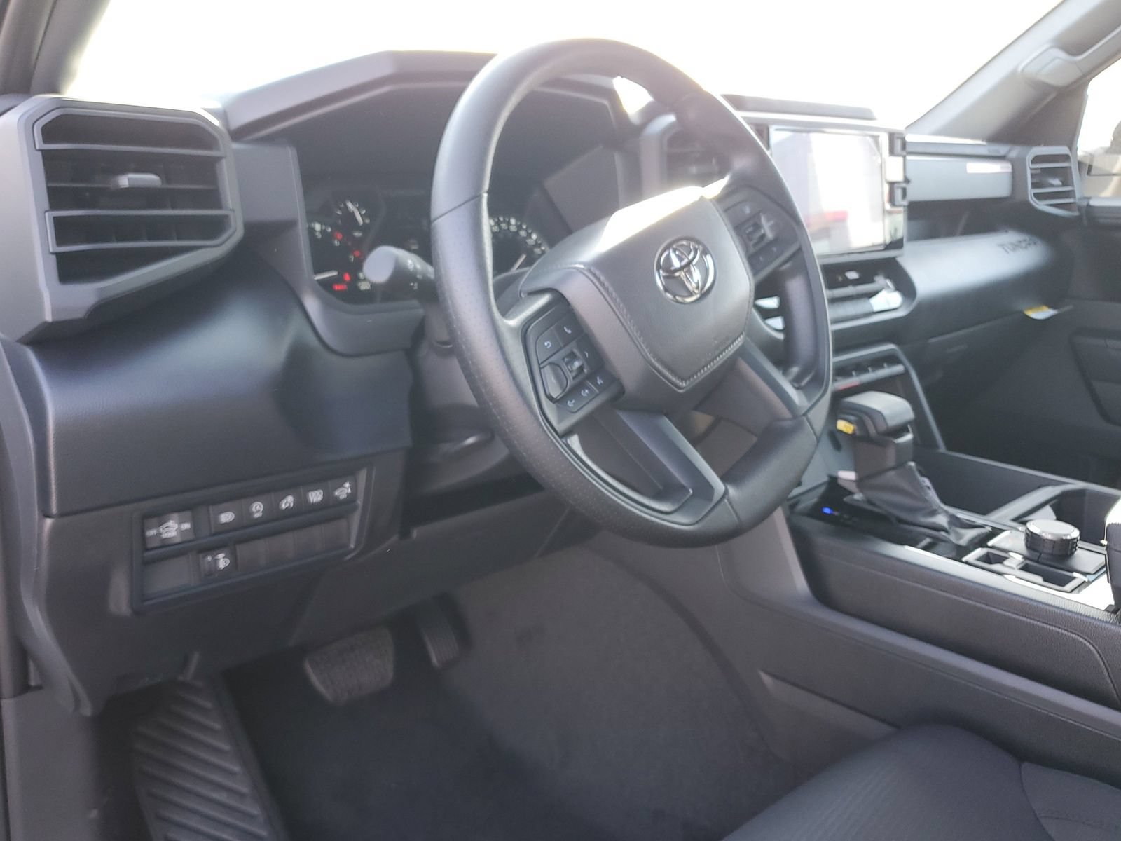 New 2026 Toyota Tundra SR5 w/ SX Package AWD/4WD image 18