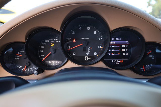 Used 2013 Porsche 911 Carrera RWD image 29
