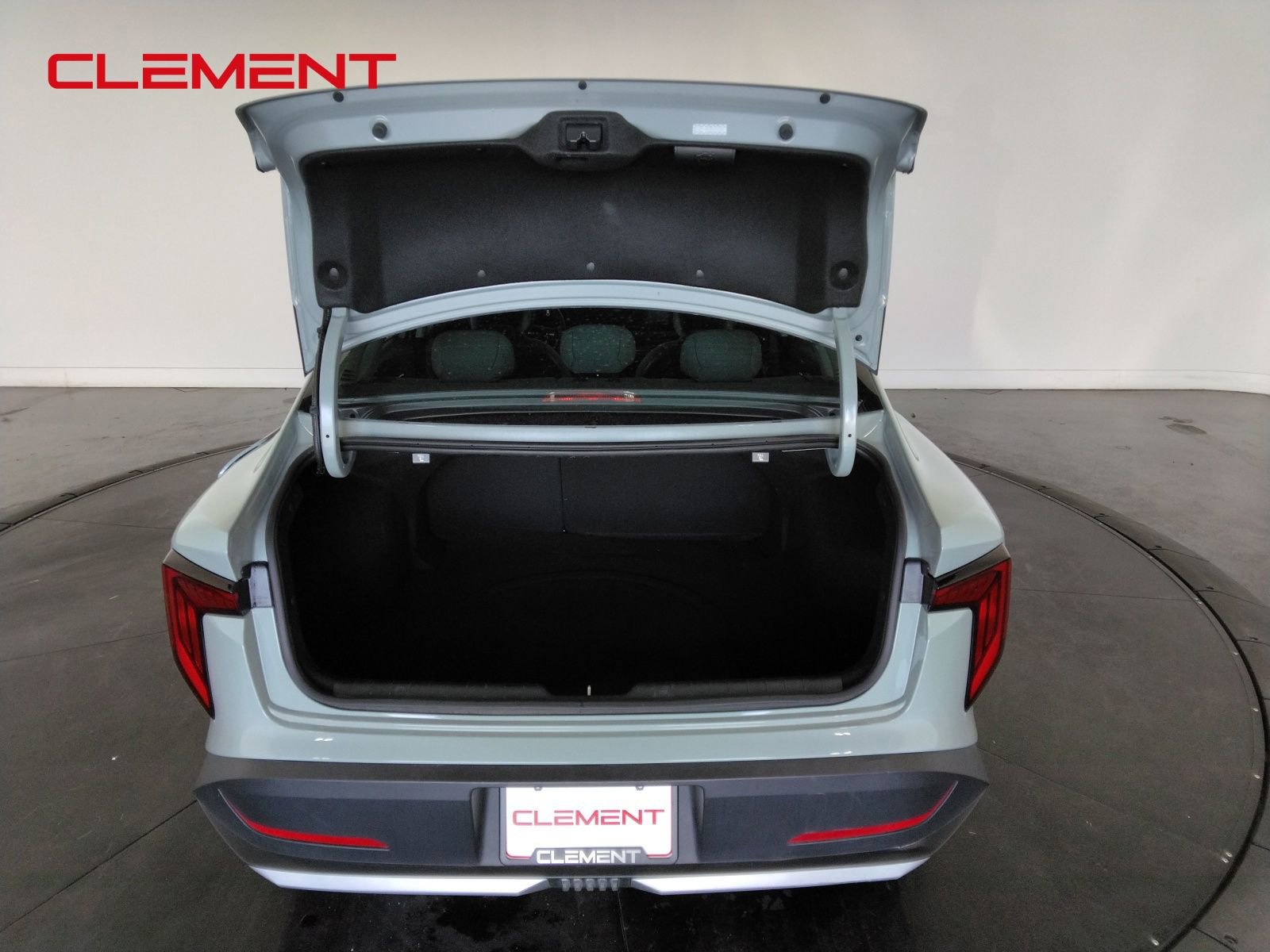 Used 2025 Kia K4 EX image 9