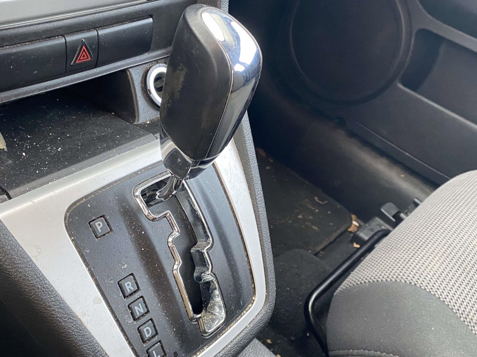 Used 2010 Dodge Caliber SXT image 19