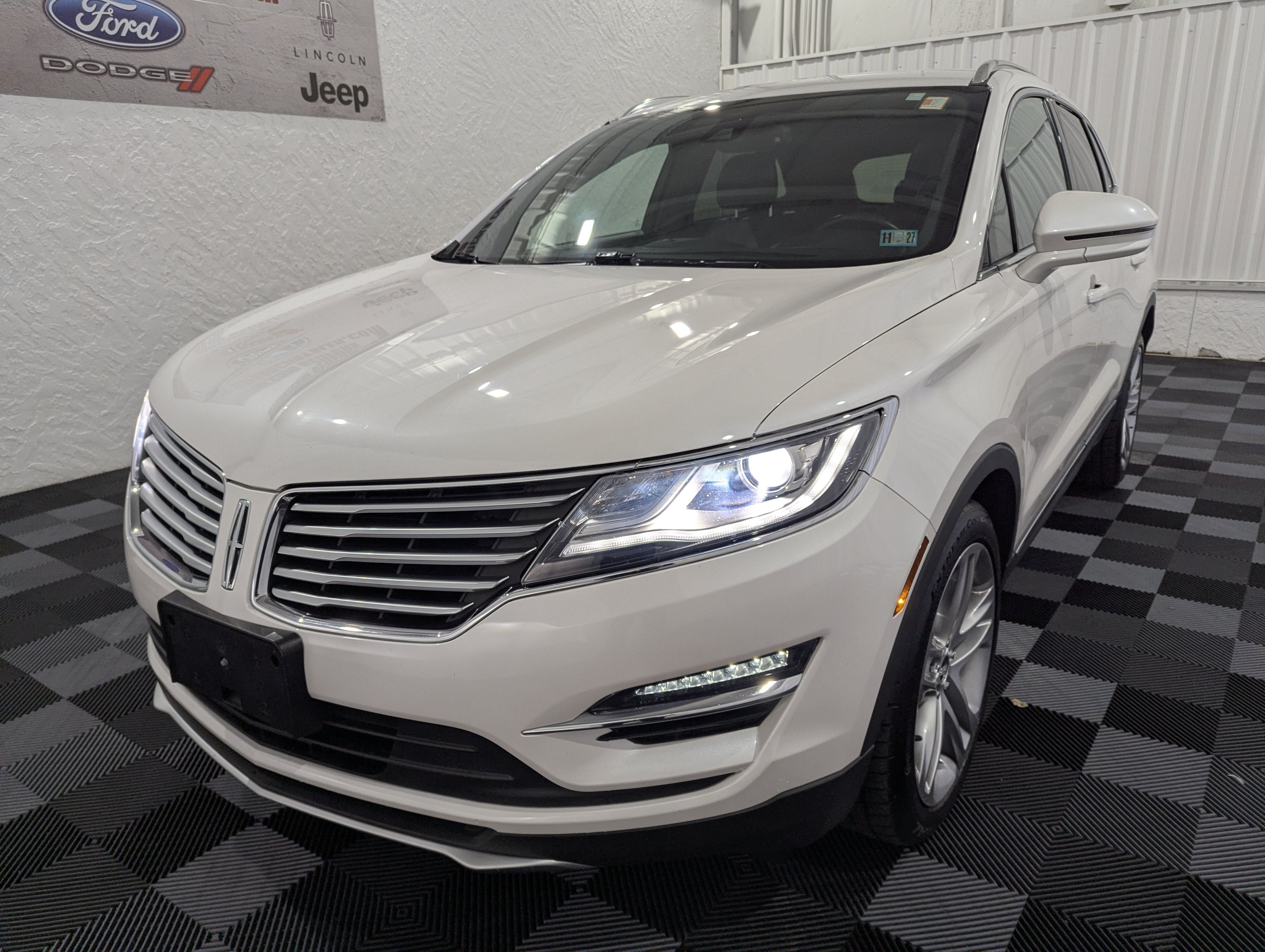 Used 2015 Lincoln MKC AWD w/ Equipment Group 102A Reserve image 3