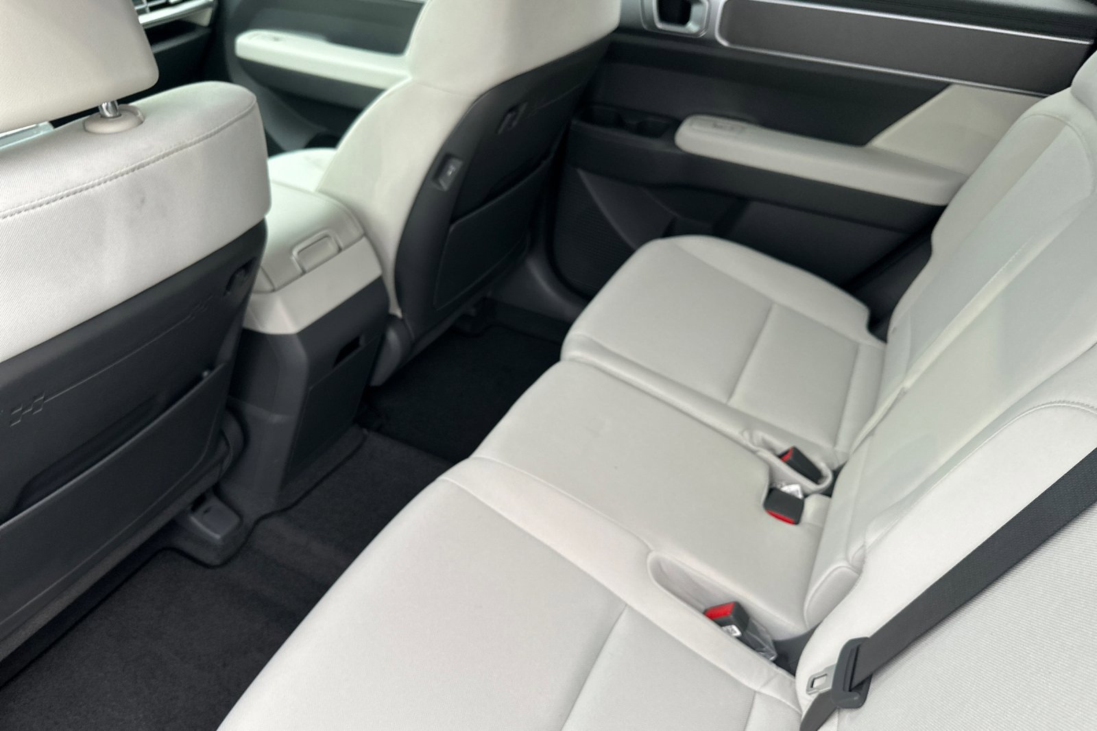 New 2026 Hyundai Santa Fe SE image 12