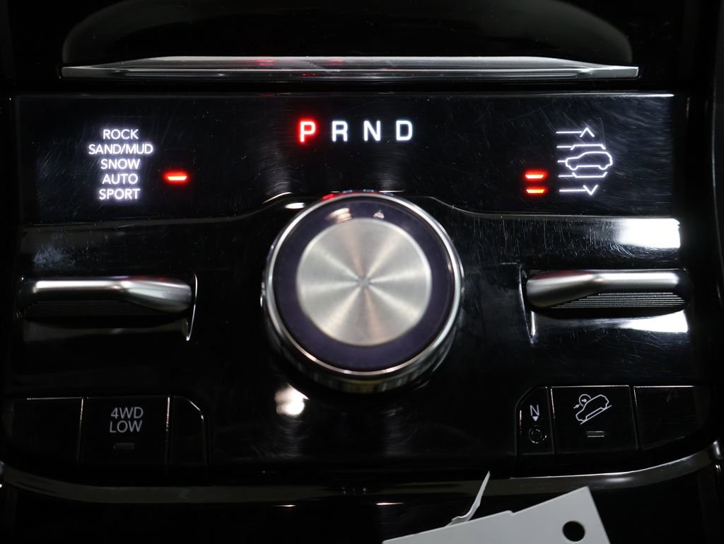 Certified 2024 Jeep Grand Cherokee Overland image 37