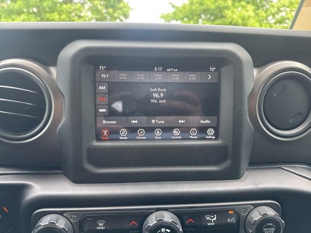 Used 2022 Jeep Wrangler Sport AWD/4WD image 26