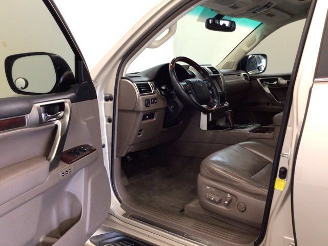 Used 2012 Lexus GX 460 w/ Comfort Plus Pkg AWD/4WD image 9