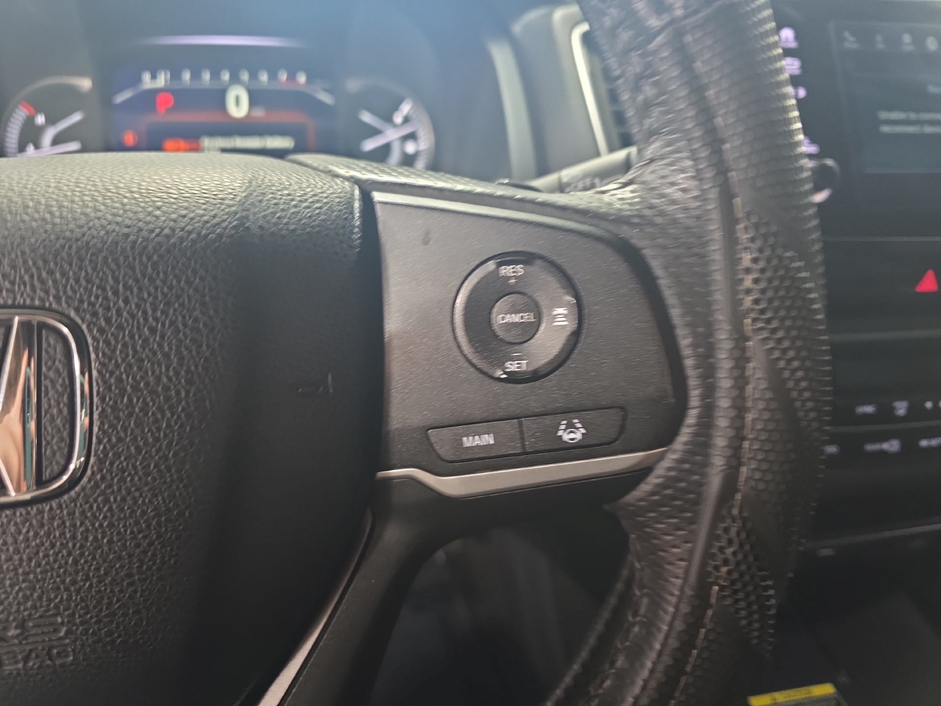 Used 2024 Honda Passport EX-L image 18