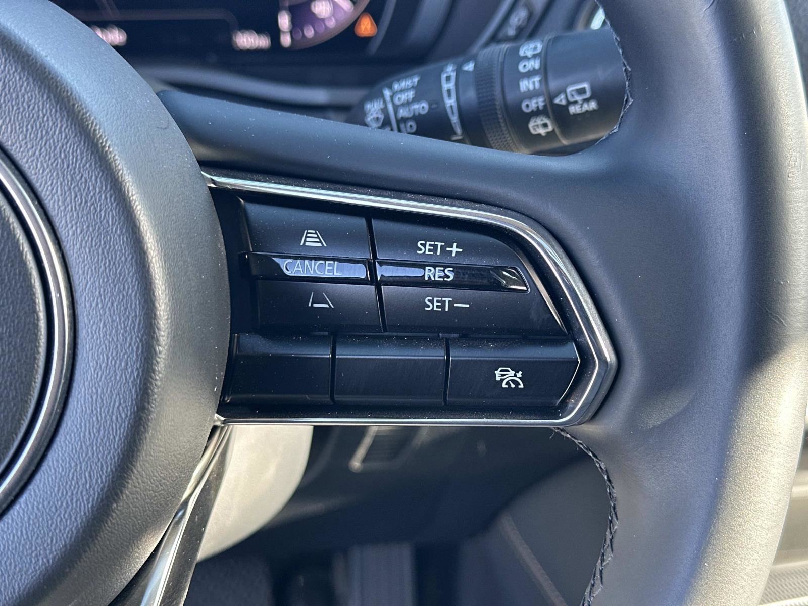 Used 2024 MAZDA CX-90 Plug-In Hybrid w/ Premium Pkg image 27