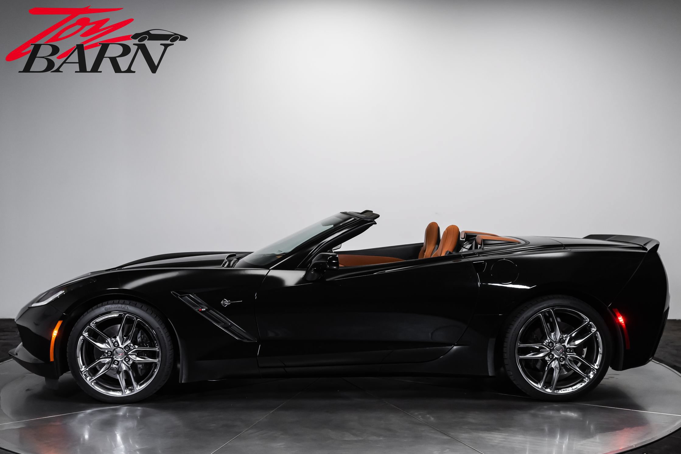 Used 2014 Chevrolet Corvette Stingray Convertible w/ 2LT Preferred Equipment Group RWD video 2
