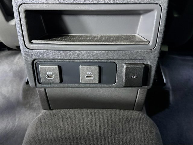 Used 2026 Jaguar F-PACE R-Dynamic S image 28