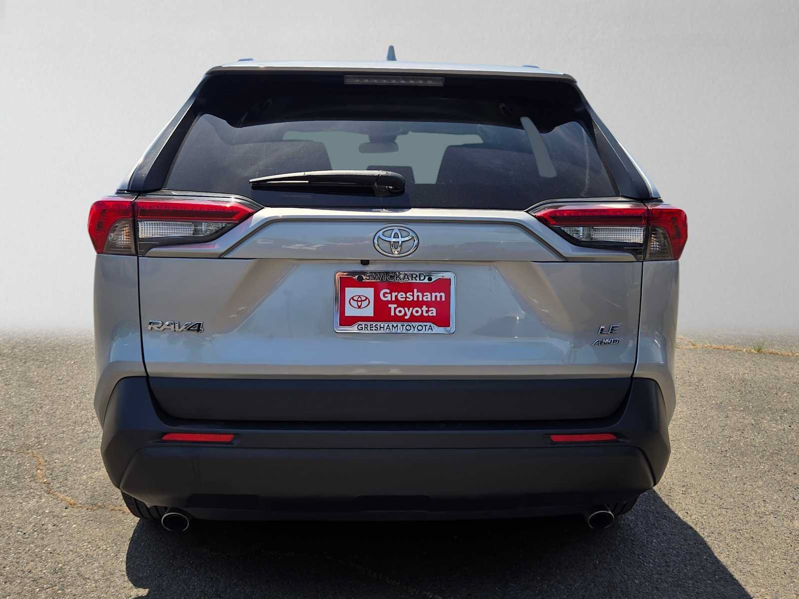 Certified 2021 Toyota RAV4 LE AWD/4WD image 5