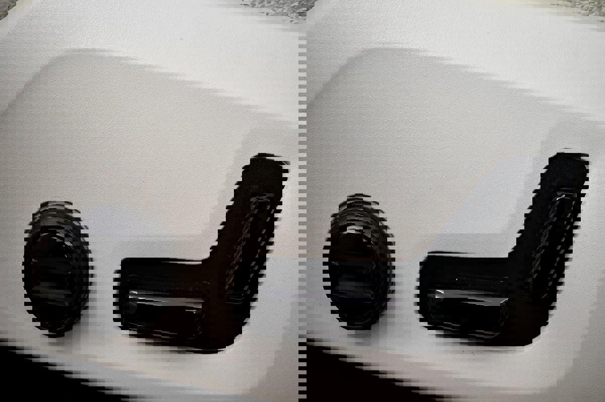 Used 2022 Volvo XC60 B5 Momentum image 18